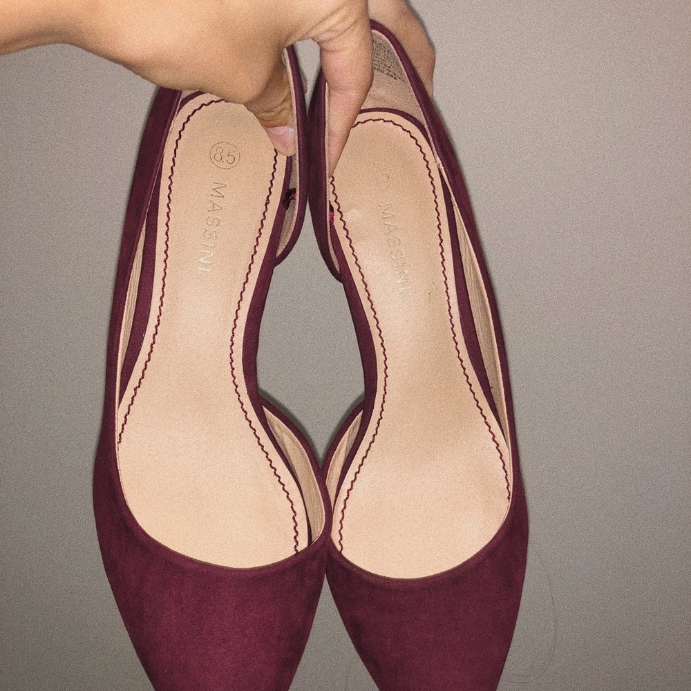 Burgundy heels 8.5